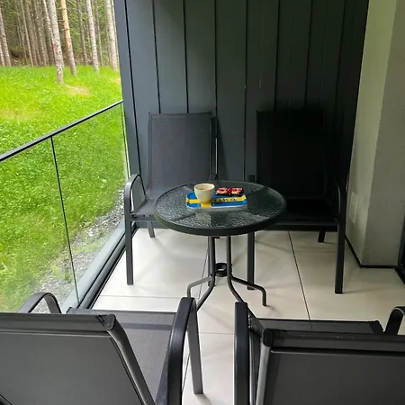 شقة Modern Nordic Forest Retreat On